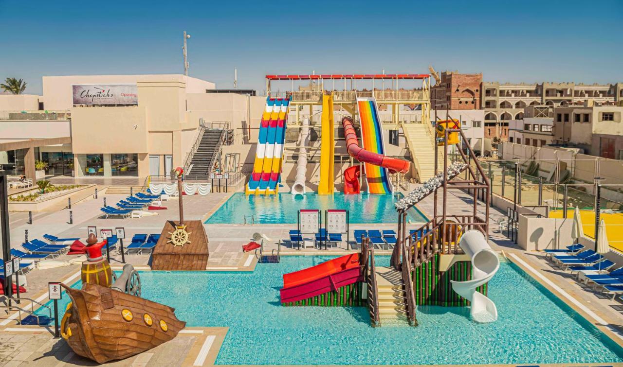 Amarina Abu Soma Resort & Aquapark Хургада Екстериор снимка