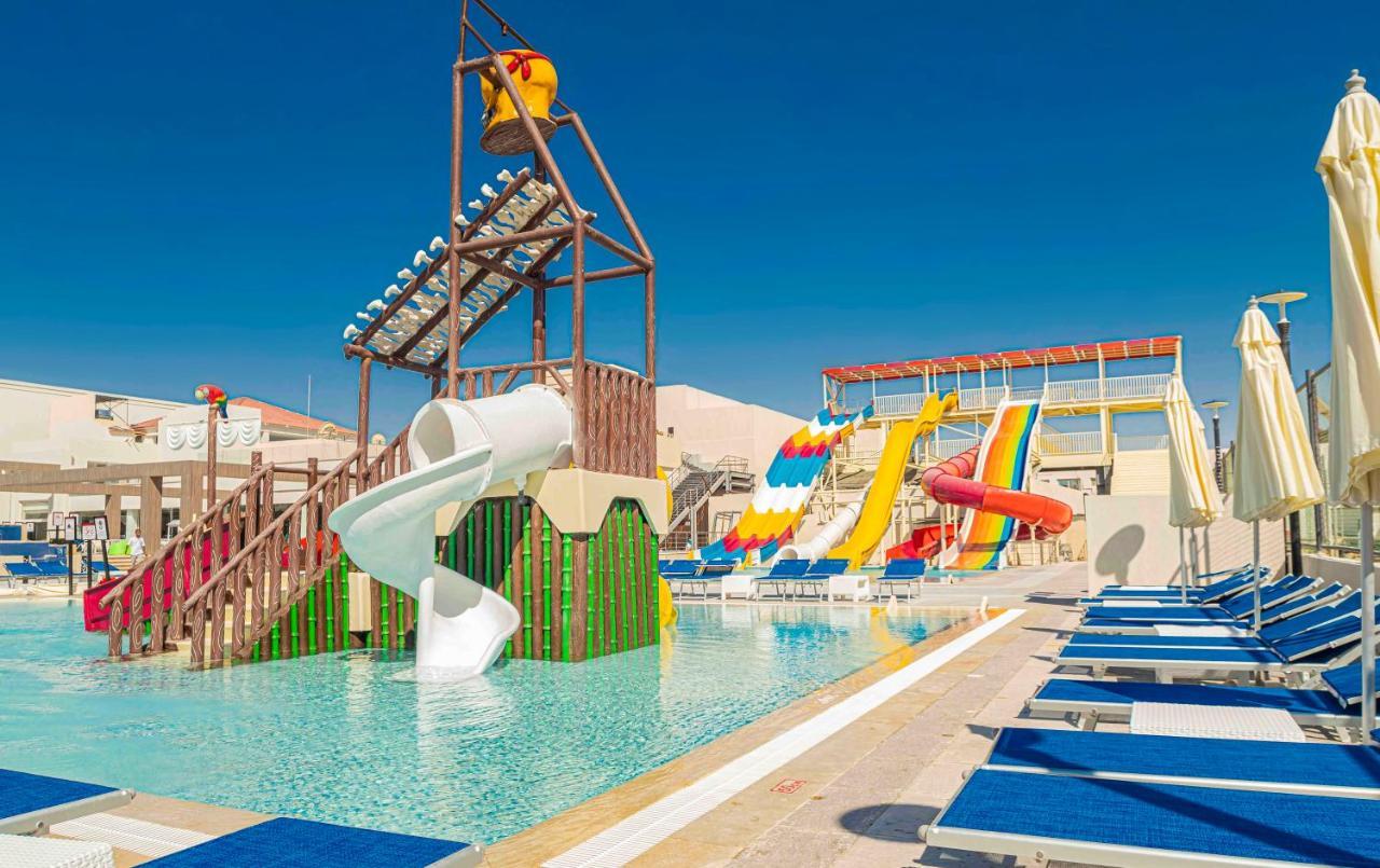 Amarina Abu Soma Resort & Aquapark Хургада Екстериор снимка