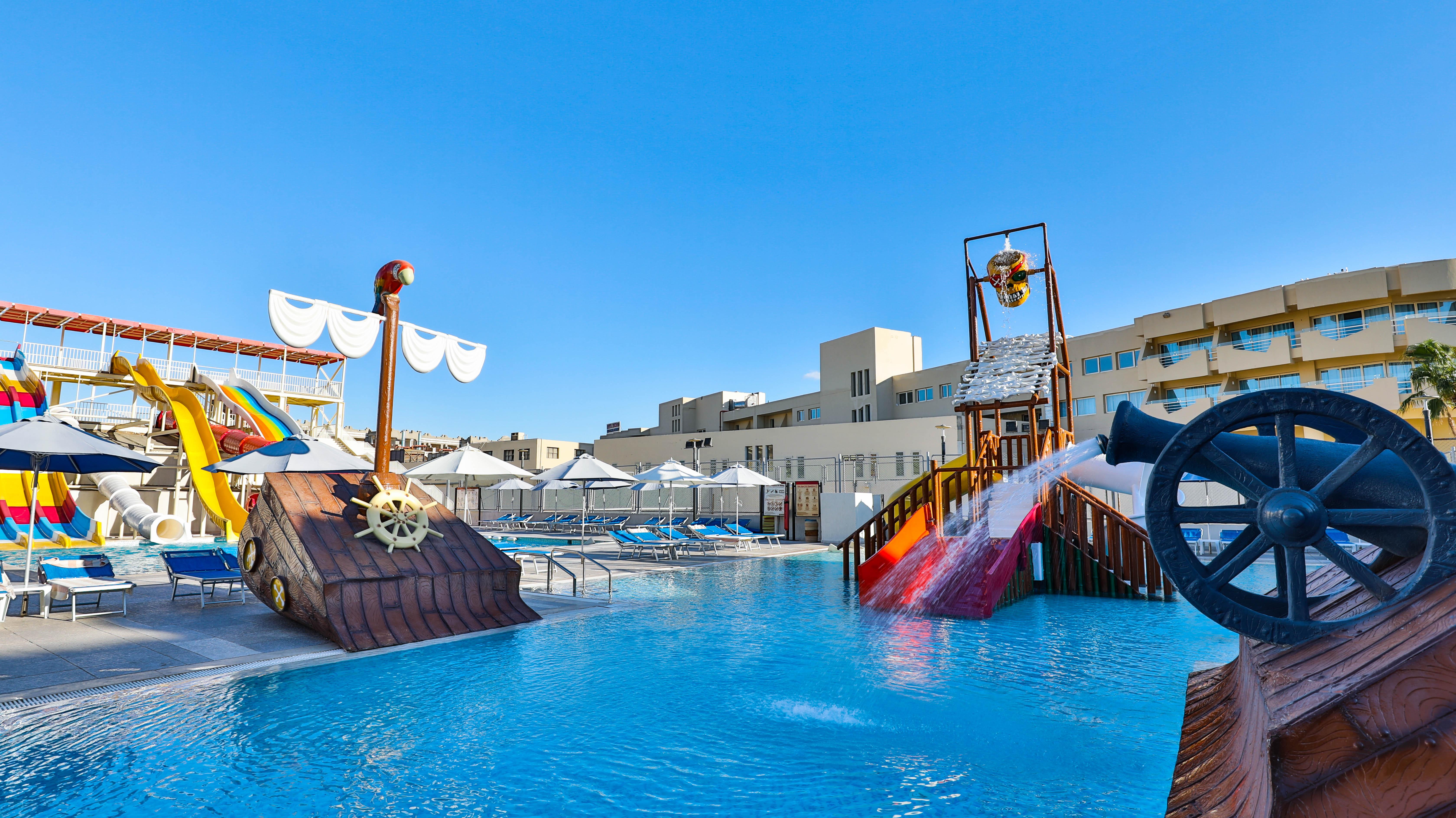 Amarina Abu Soma Resort & Aquapark Хургада Екстериор снимка